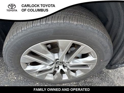 Used 2023 Toyota RAV4 XLE Premium AWD/4WD image 4