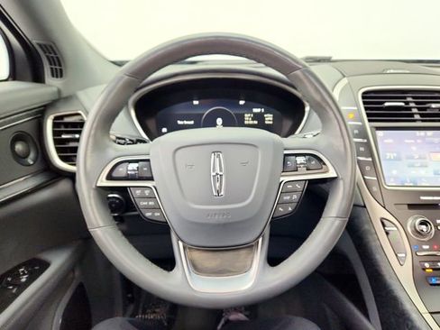 Used 2019 Lincoln Nautilus Reserve w/ Cargo Utility Package AWD/4WD image 25