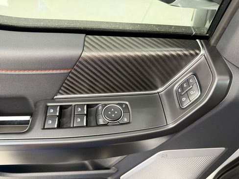 Used 2025 Ford F150 Raptor AWD/4WD image 15
