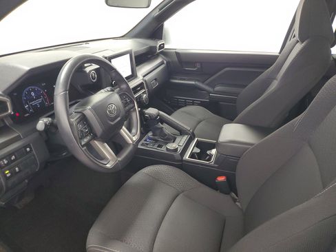Used 2025 Toyota 4Runner SR5 RWD image 17