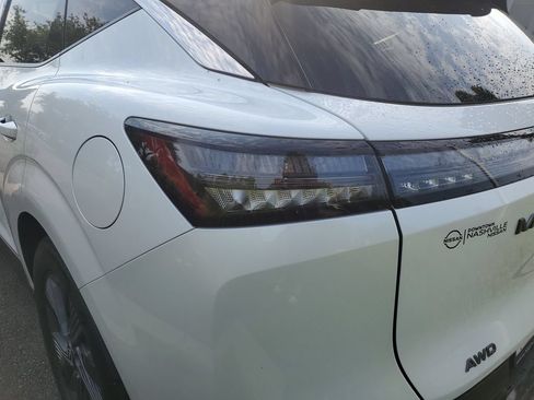 Certified 2025 Nissan Murano SL w/ Cargo Package AWD/4WD image 13