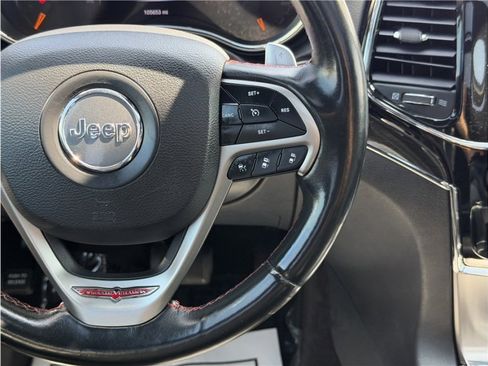 Used 2019 Jeep Grand Cherokee Trailhawk w/ Trailhawk Luxury Group image 40