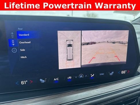 Used 2025 Chevrolet Suburban Z71 image 16