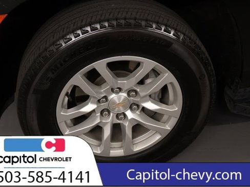 Used 2024 Chevrolet Tahoe LT image 9