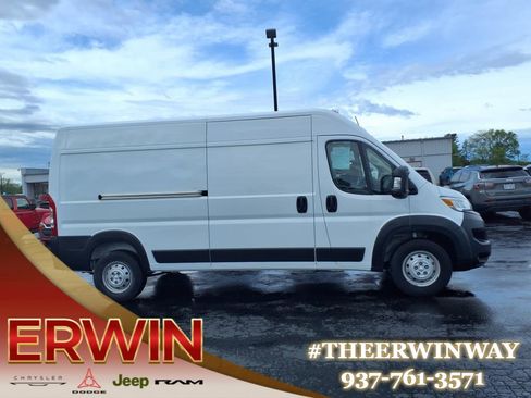Used 2023 RAM ProMaster 2500 image 2