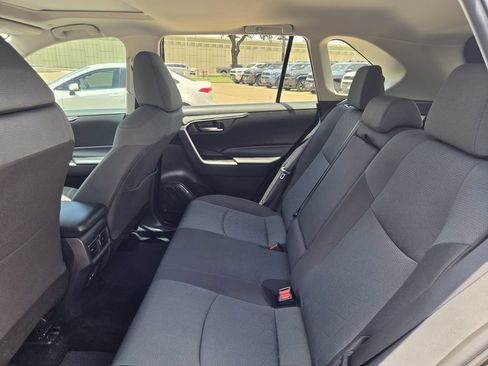Used 2025 Toyota RAV4 XLE w/ Convenience Package FWD image 29