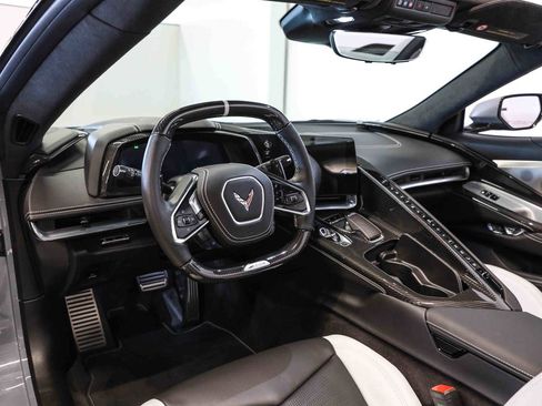 Used 2025 Chevrolet Corvette Z06 RWD image 34