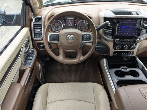 Used 2019 RAM 2500 Laramie AWD/4WD image 15