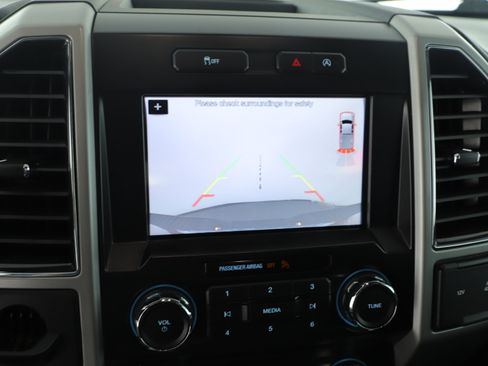 Used 2017 Ford F150 Lariat image 23