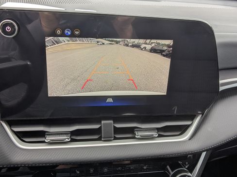 New 2026 Chevrolet Equinox LT FWD image 18