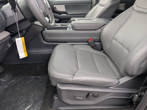 New 2026 Ford Expedition Active AWD/4WD image 29