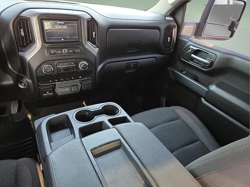 Used 2024 Chevrolet Silverado 2500 Custom w/ Custom Value Package AWD/4WD image 12