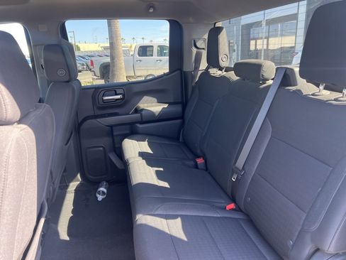 Used 2024 Chevrolet Silverado 1500 Custom image 26