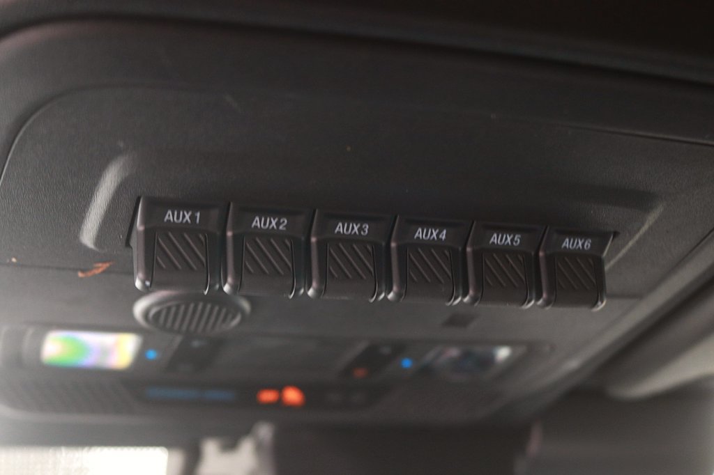 Used 2025 Ford Bronco Badlands AWD/4WD image 33