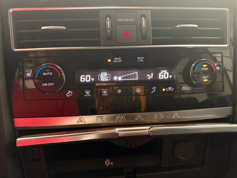 Used 2024 Nissan Armada SL w/ Captain's Chairs Package RWD image 20