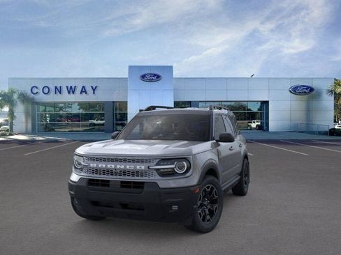 New 2025 Ford Bronco Sport Outer Banks image 2