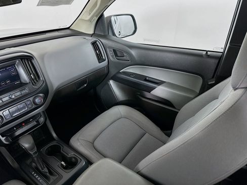 Used 2022 Chevrolet Colorado W/T image 22