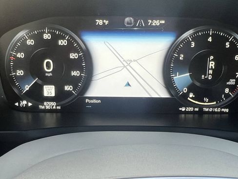 Used 2020 Volvo XC90 T6 Momentum AWD/4WD image 33