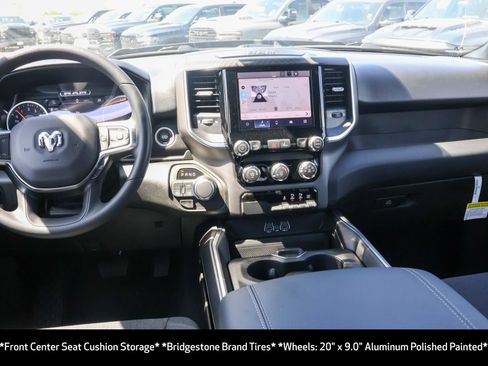 New 2026 RAM 1500 Express AWD/4WD image 19