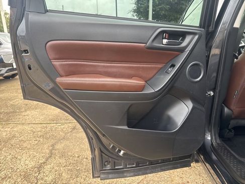 Used 2018 Subaru Forester 2.5i Touring image 20