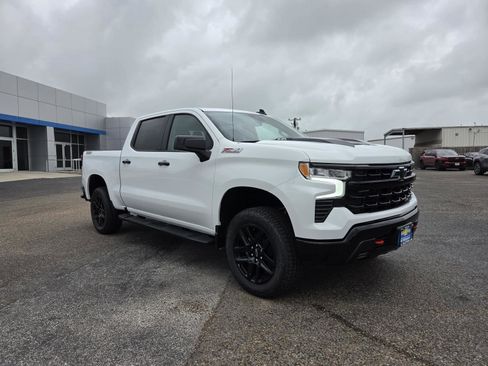 New 2026 Chevrolet Silverado 1500 LT Trail Boss w/ Convenience Package II AWD/4WD image 7