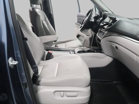 Used 2021 Honda Pilot Special Edition image 32