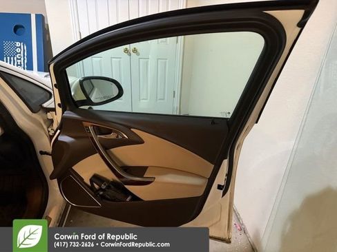 Used 2012 Buick Verano Convenience image 14