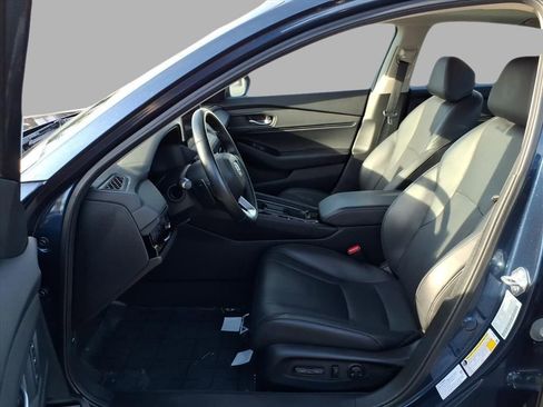 Used 2023 Honda Accord Touring image 16