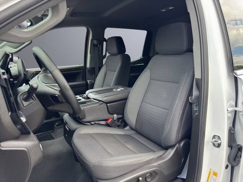 Used 2024 GMC Sierra 1500 SLE w/ Preferred Package AWD/4WD image 14