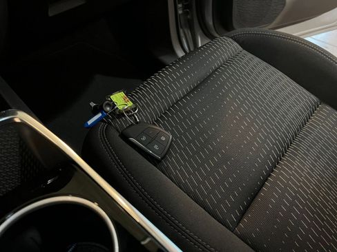 Used 2025 Chevrolet Equinox LT image 22