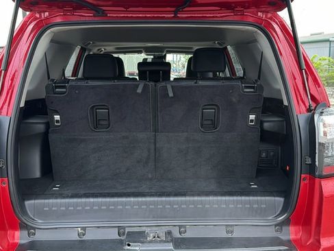 Used 2022 Toyota 4Runner Limited RWD image 38