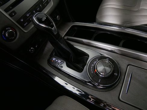 Used 2019 INFINITI QX80 Limited w/ All-Season Package AWD/4WD image 27