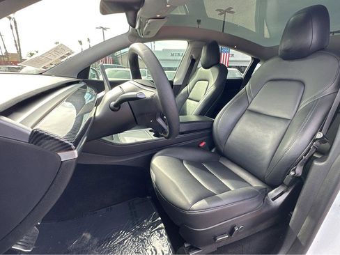 Used 2021 Tesla Model Y 2WD image 8