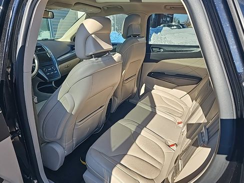 Used 2017 Lincoln MKC Reserve image 11