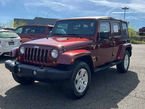 Used 2007 Jeep Wrangler Unlimited Sahara AWD/4WD image 3
