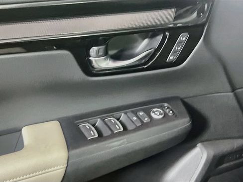 Used 2025 Honda CR-V EX-L image 15