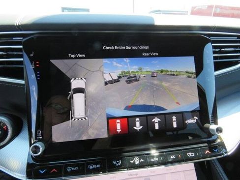 New 2023 Jeep Grand Wagoneer 4WD w/ Convenience Group III image 38