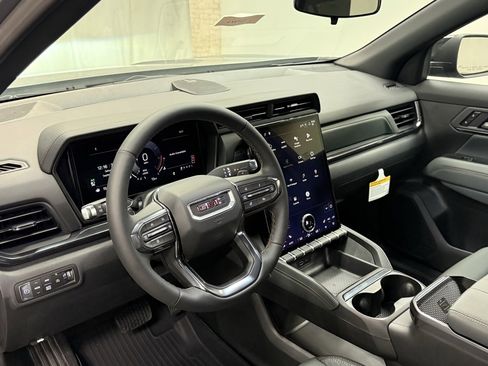 New 2026 GMC Terrain AT4 w/ LPO, Floor Liner Package image 26