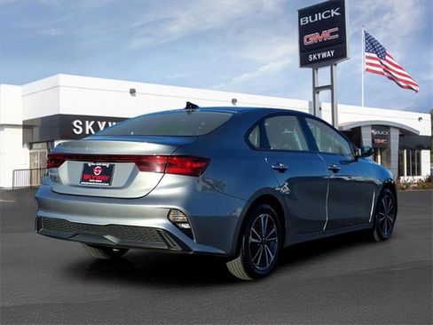 Used 2024 Kia Forte LXS image 3