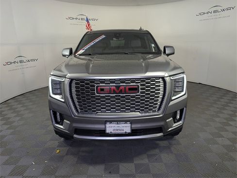 Used 2021 GMC Yukon Denali w/ Denali Premium Package image 8