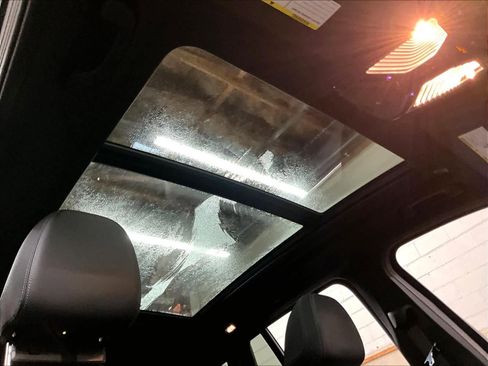 Used 2022 BMW X3 sDrive30i w/ Premium Package 2 image 24