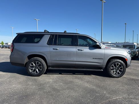 Used 2022 Chevrolet Suburban Z71 AWD/4WD image 4