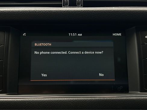 Used 2016 Jaguar XF Premium image 32