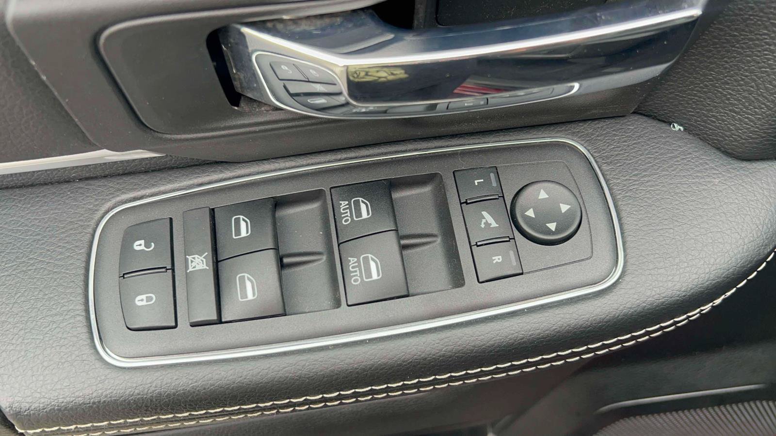 Used 2022 RAM 1500 Warlock w/ Electronics Group AWD/4WD image 19