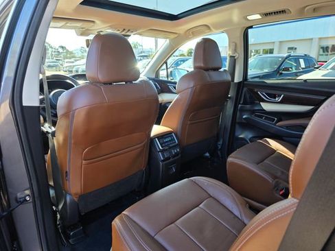 Used 2019 Subaru Ascent Touring w/ Popular Package #2A image 19