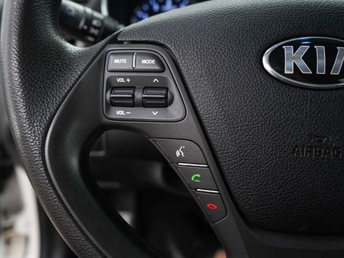 Used 2016 Kia Forte LX FWD image 22