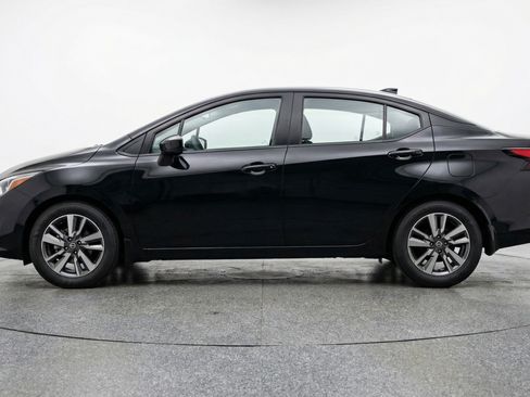 Used 2025 Nissan Versa SV FWD image 5