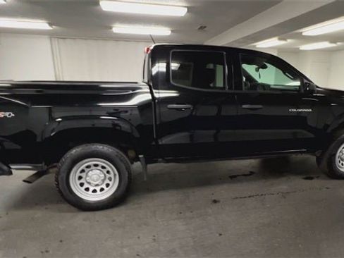 Used 2023 Chevrolet Colorado W/T w/ WT Convenience Package II image 43