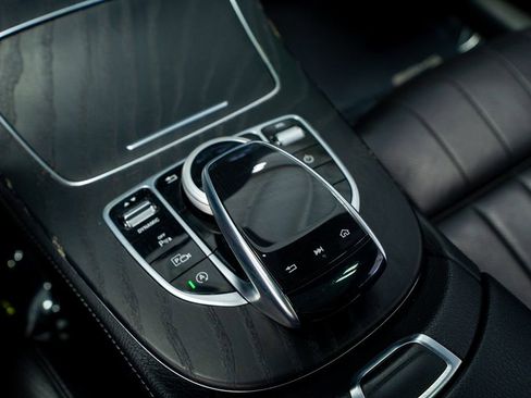 Used 2019 Mercedes-Benz E 450 Coupe image 41