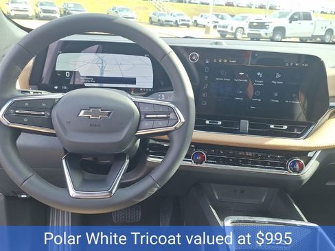 New 2026 Chevrolet Equinox ACTIV w/ Convenience Package III image 2